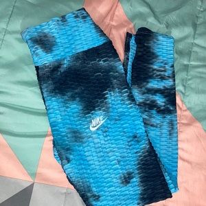 Nike leggings
